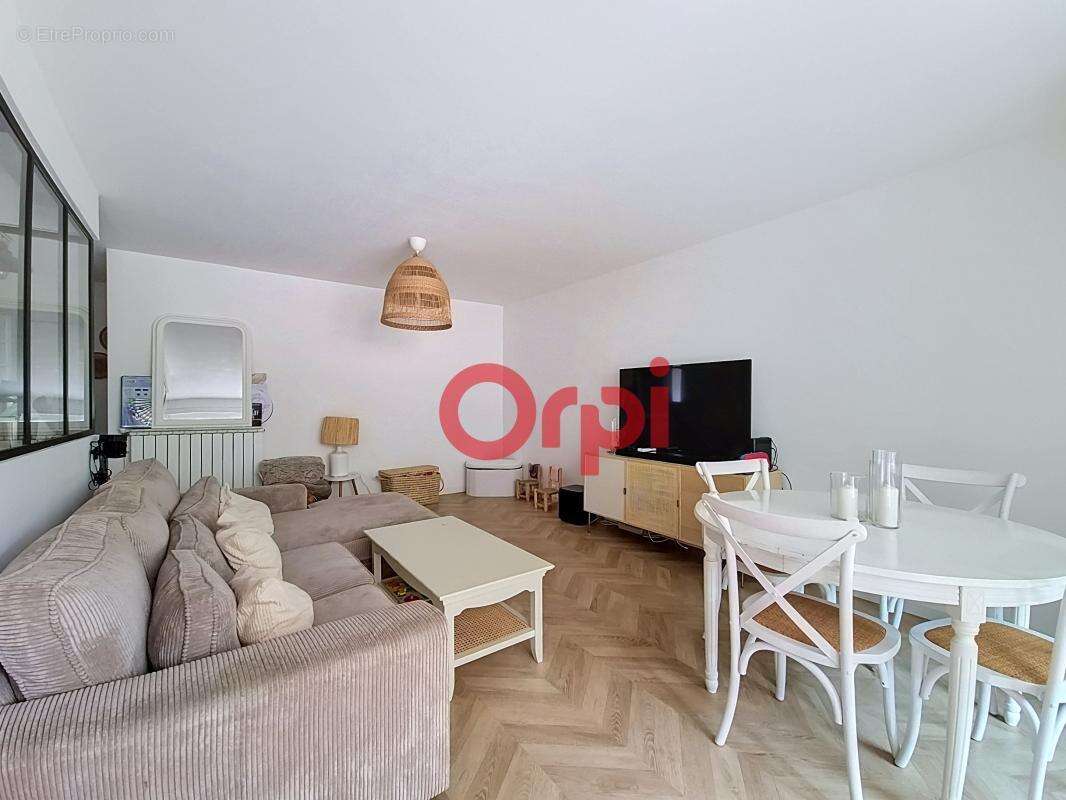 Appartement à vendre T5 avec cave et garage, ascenseur à la Seyne sur Mer, Tamaris/ Balaguier - photo 2