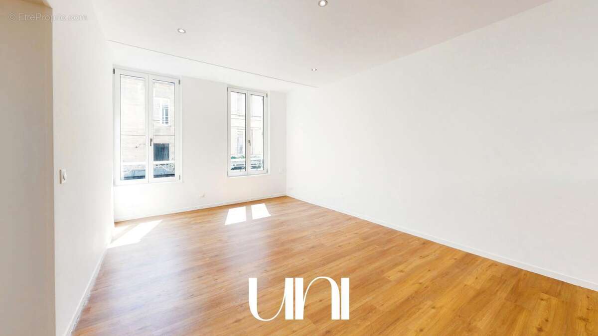 Appartement 2 pièces de 47m² rénové- Hypercentre Bayeux - photo 3