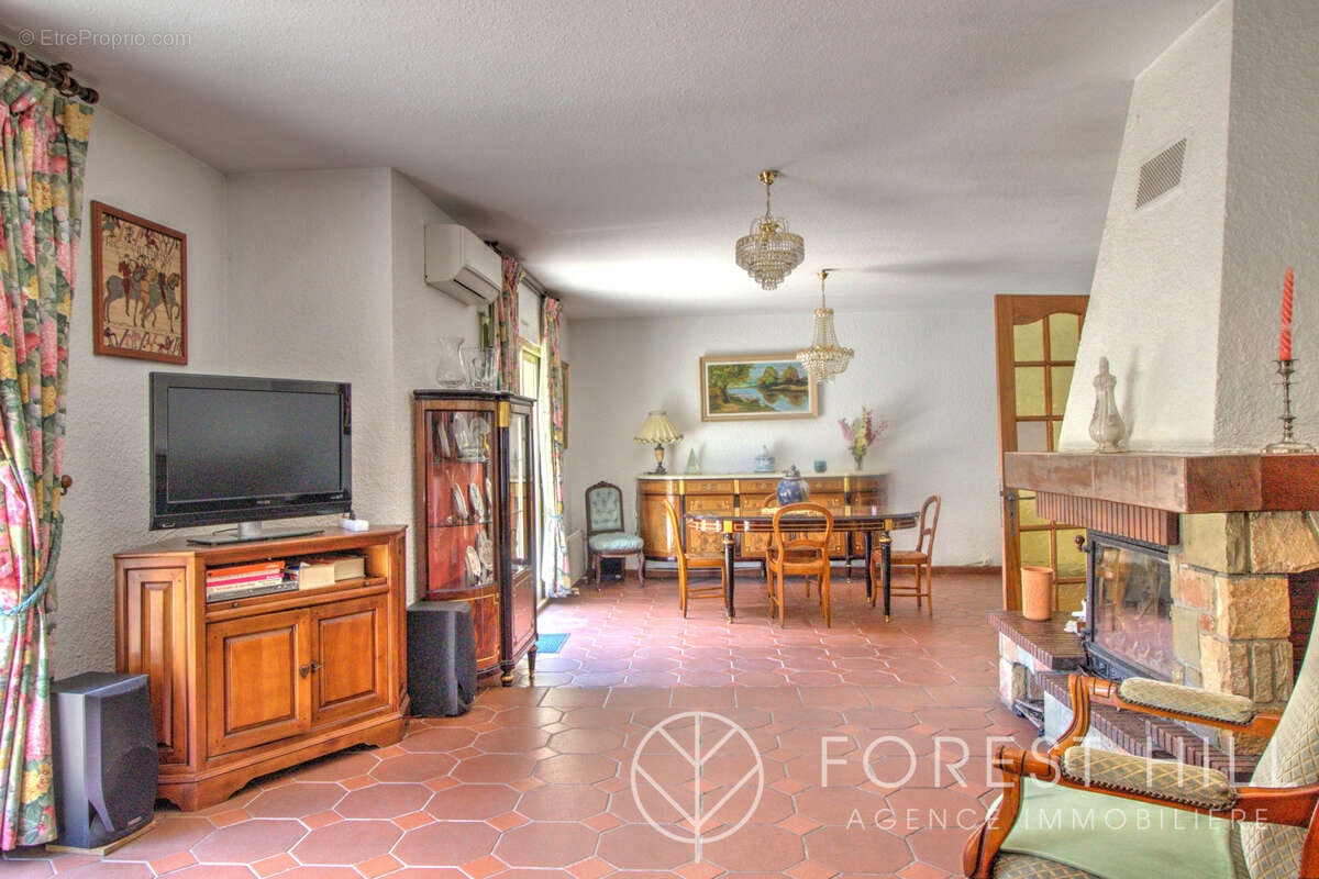 Charmante villa 2 faces   140 m2 habitables   Quartier calme et recherch - photo 18