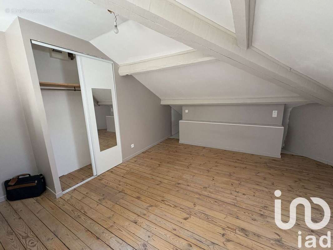 Appartement 112 m² à Vals-Les-Bains  - photo 6