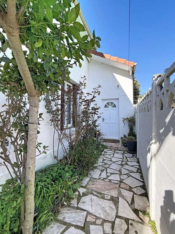 Belle maison de ville - photo 11