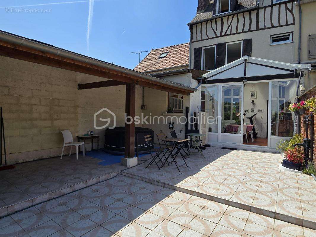 Maison à BRETEUIL