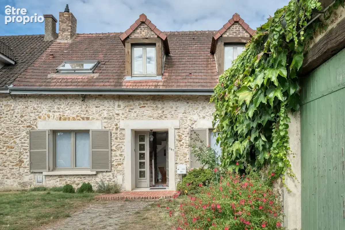 Maison ancienne tres atypique - 141m2 - 4 chambres + bureau - bezu jardin avec puits. - photo 21
