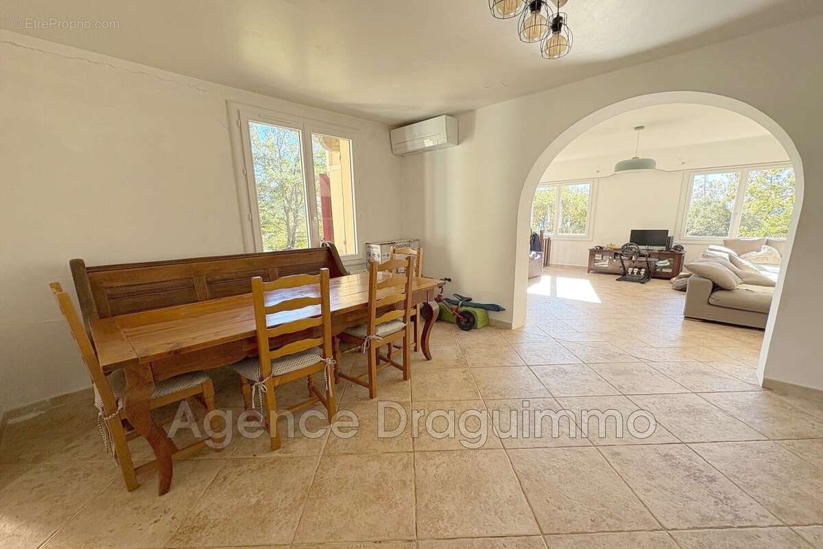 Maison à DRAGUIGNAN