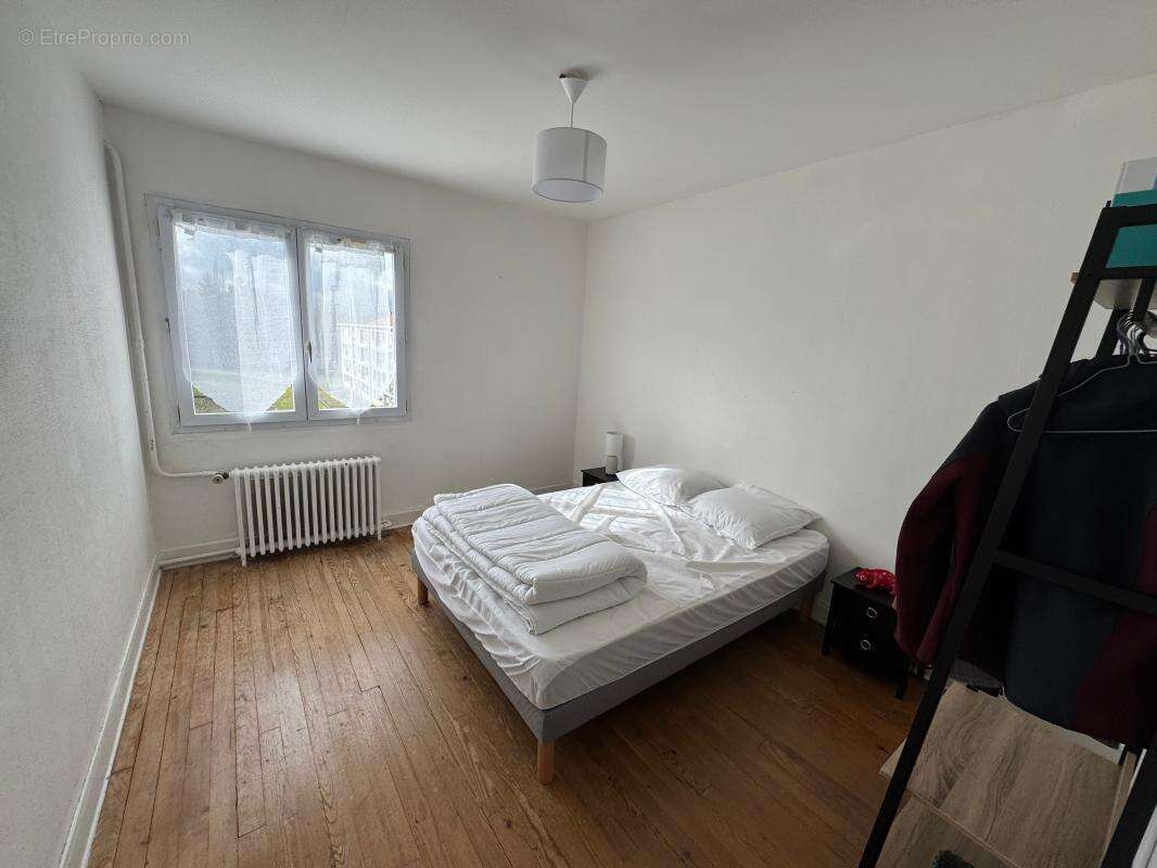 Appartement à SAINT-ASTIER