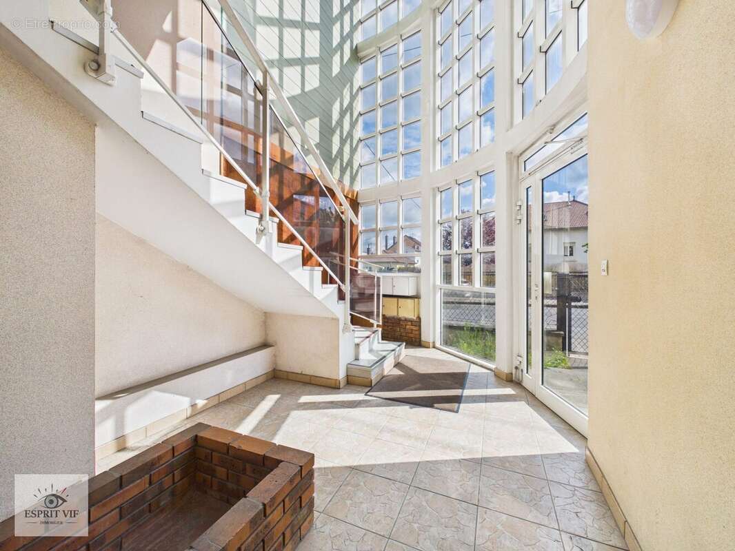 Appartement à JARVILLE-LA-MALGRANGE