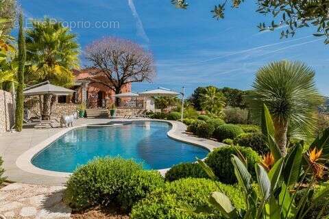 Maison à MOUGINS