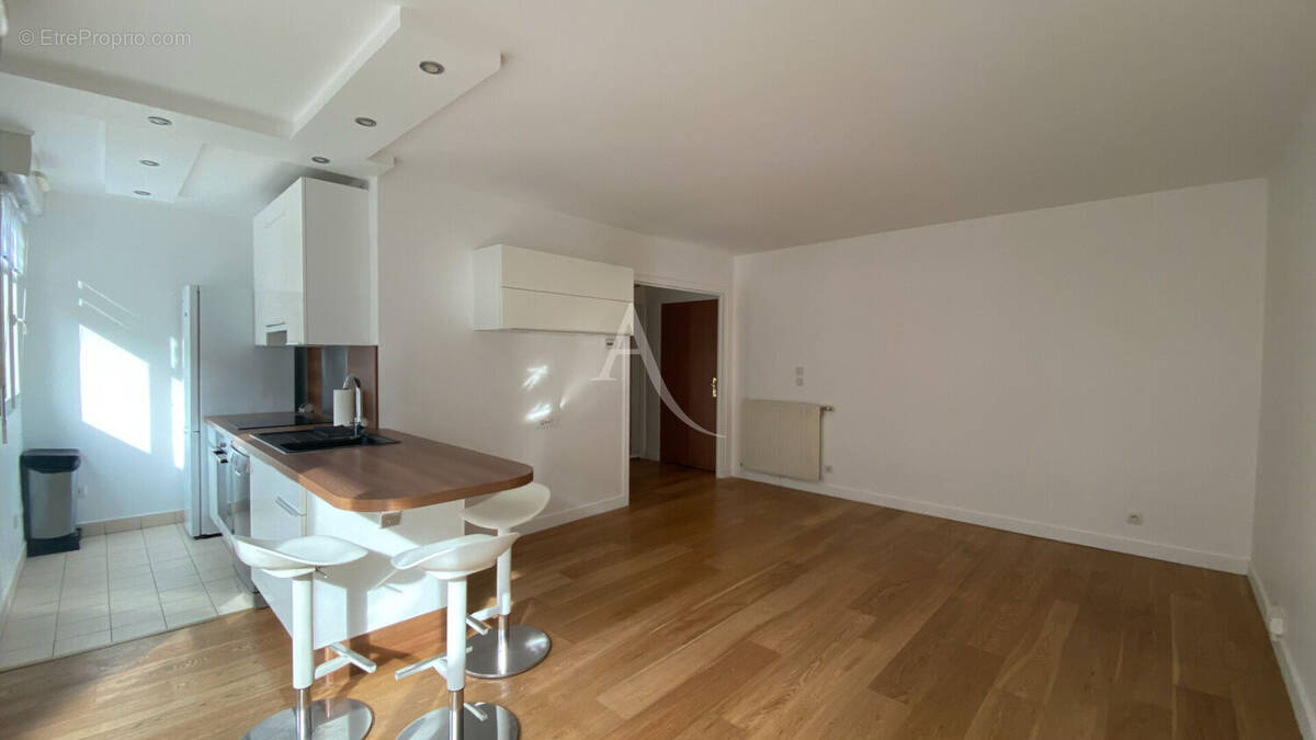 Appartement à ASNIERES-SUR-SEINE