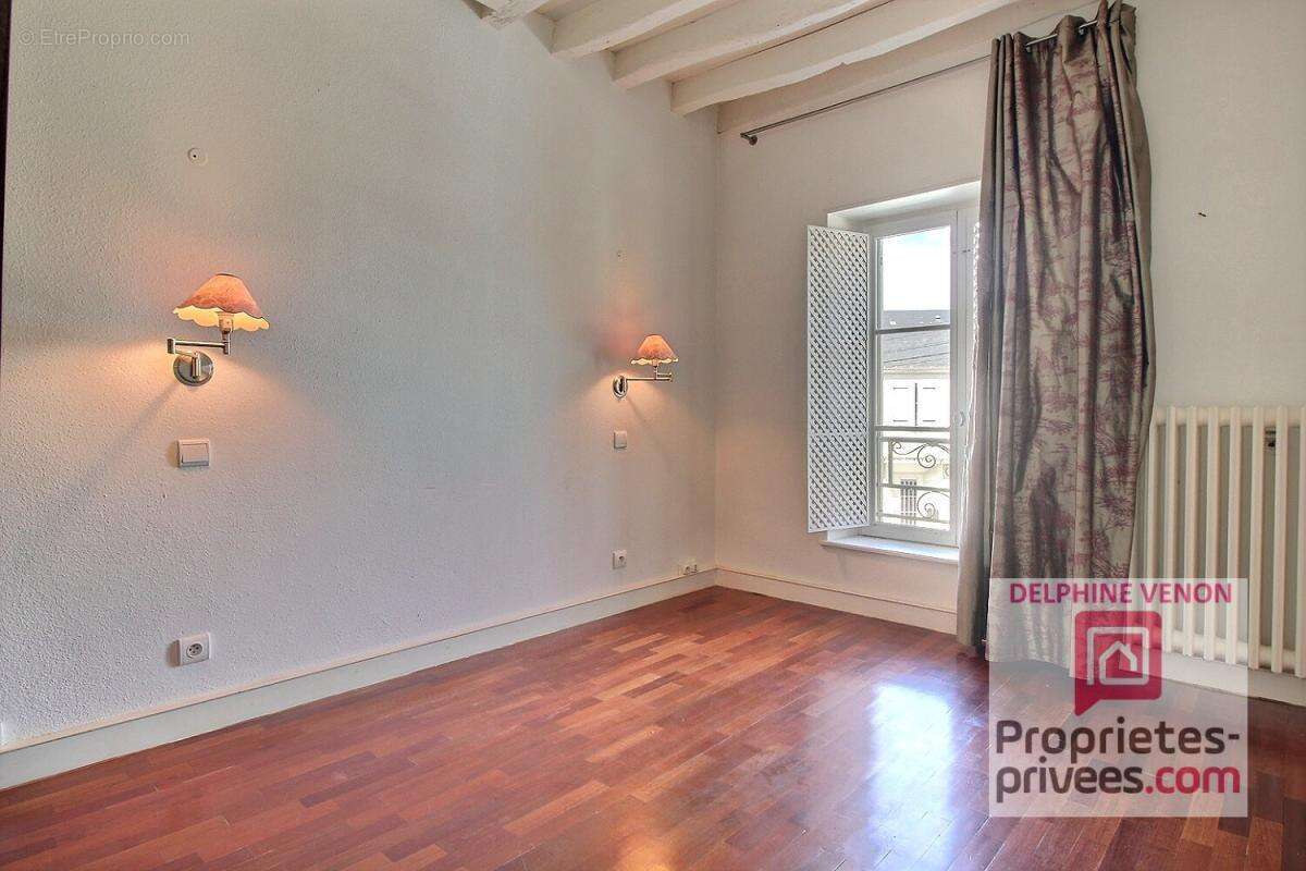 Maison à CHATEAUNEUF-SUR-LOIRE