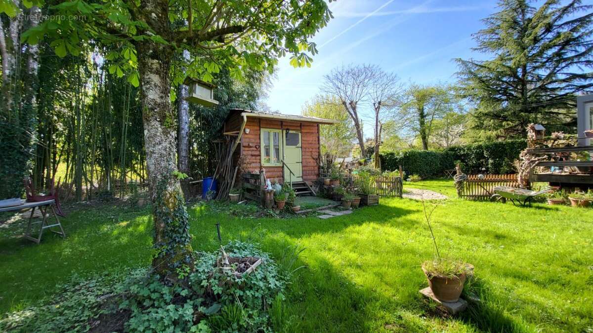 Maison à RAZAC-SUR-L'ISLE