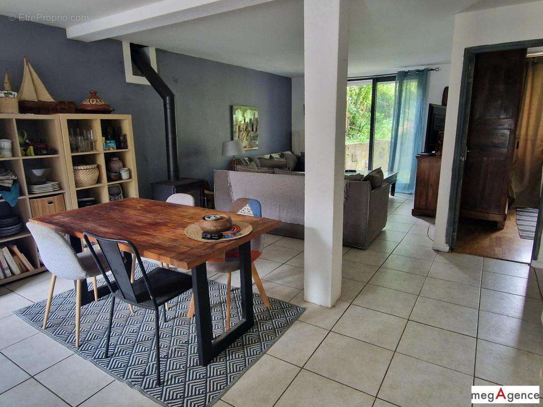 Grande maison évolutive avec T2 indépendant - photo 9