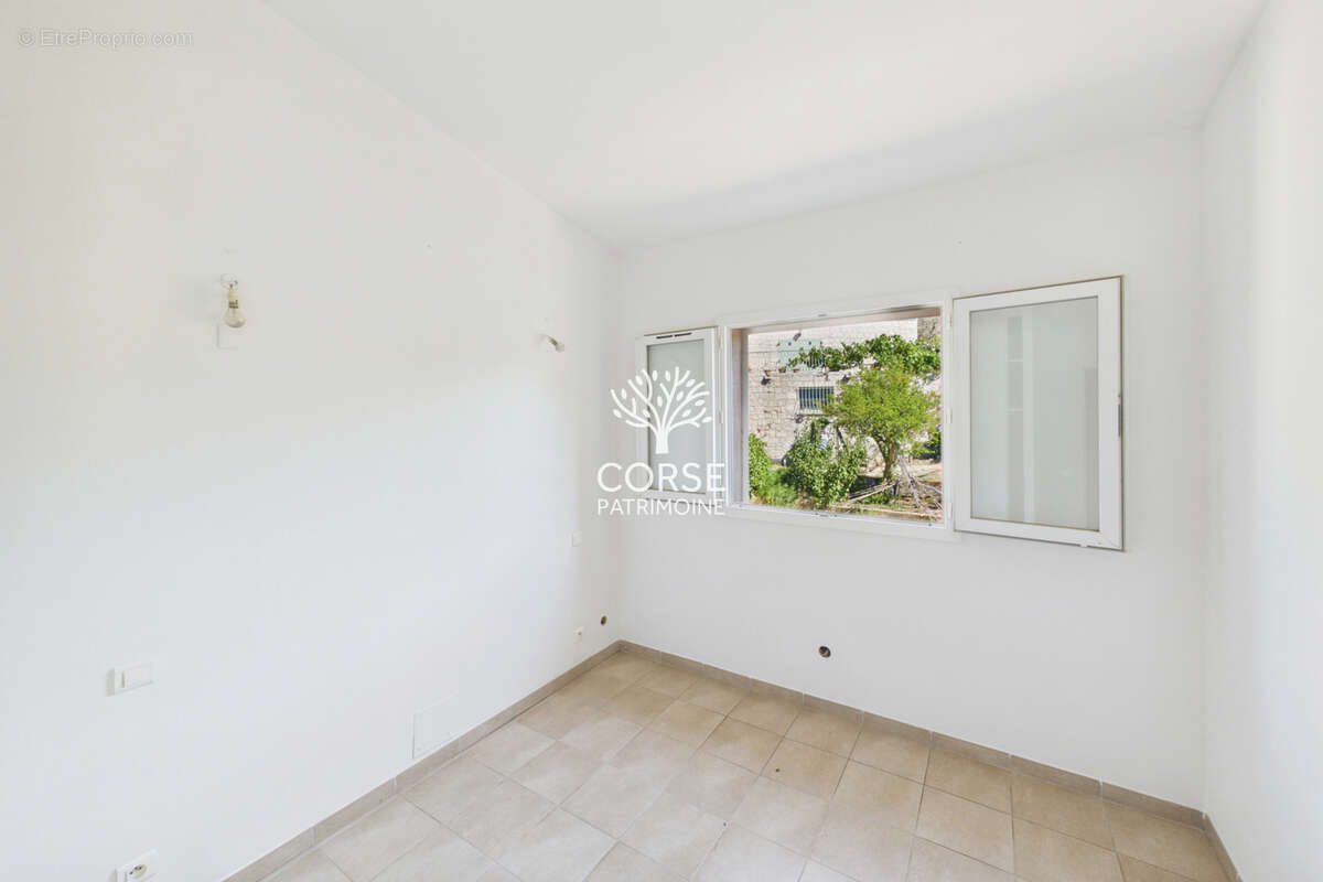 Appartement à PORTO-VECCHIO