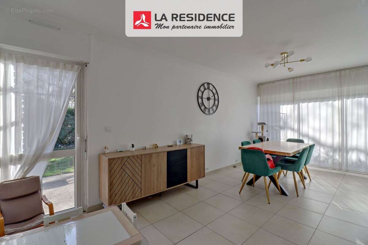 Maison à VERNEUIL-SUR-SEINE