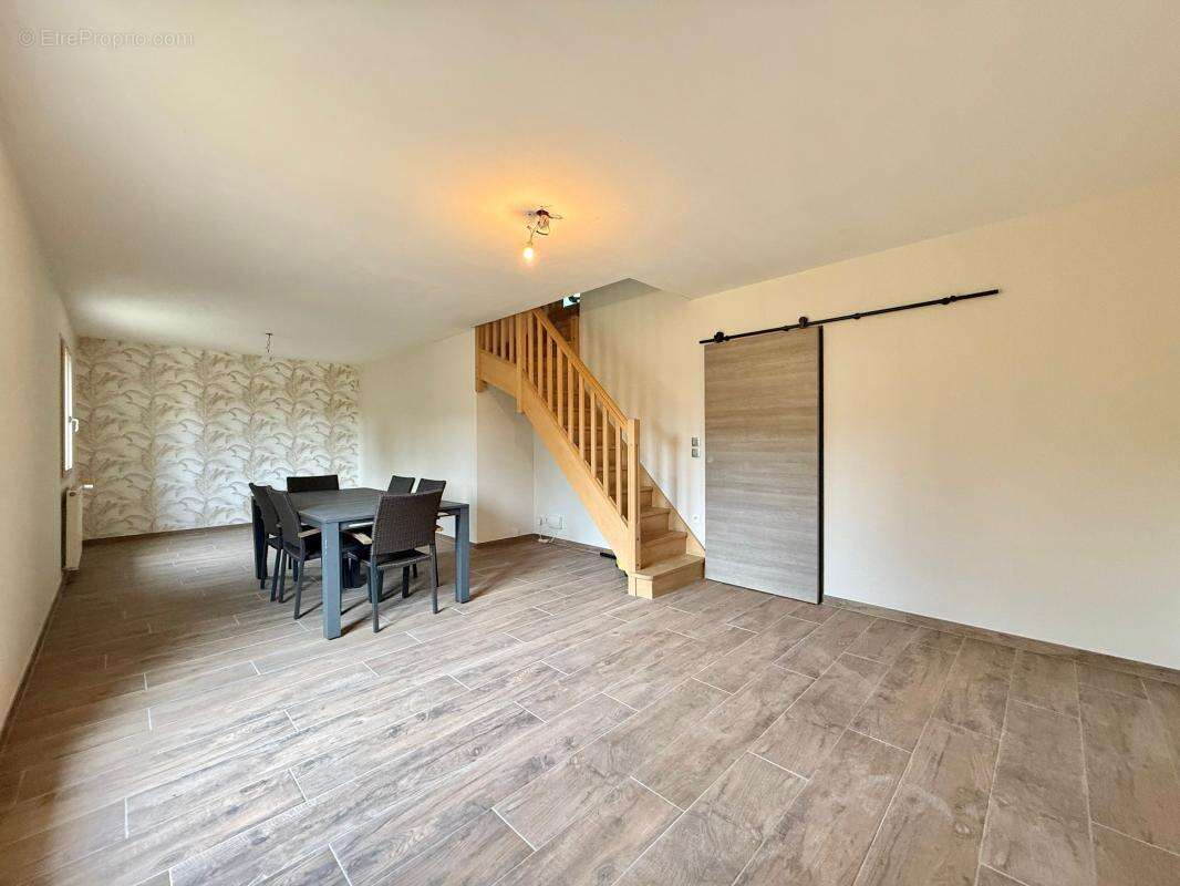 Maison à LONGECOURT-EN-PLAINE