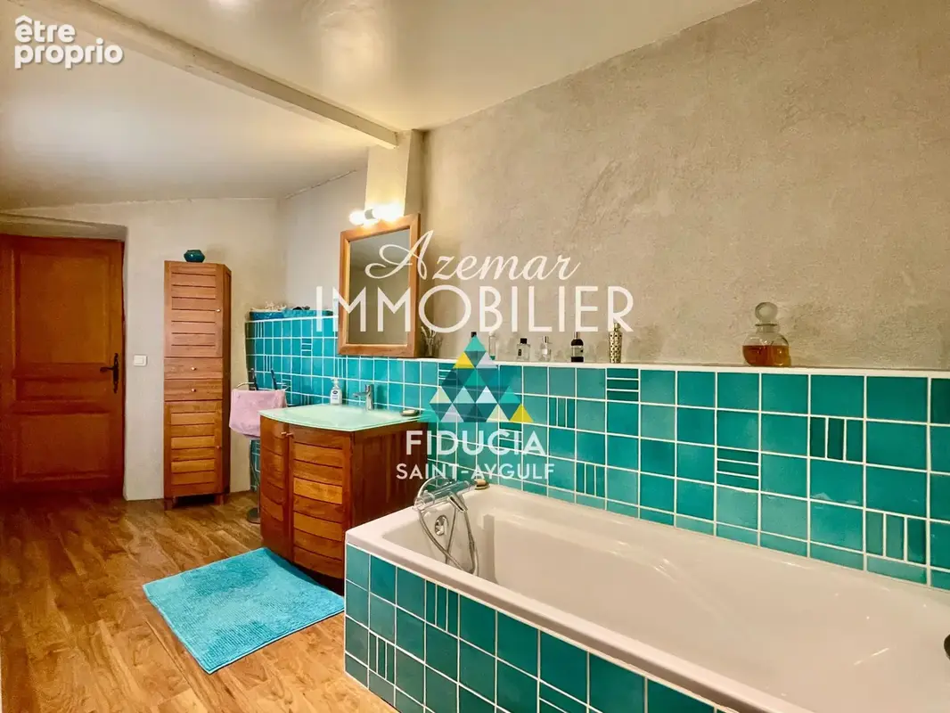 Propriete en pierre restauree 322m2 - photo 10