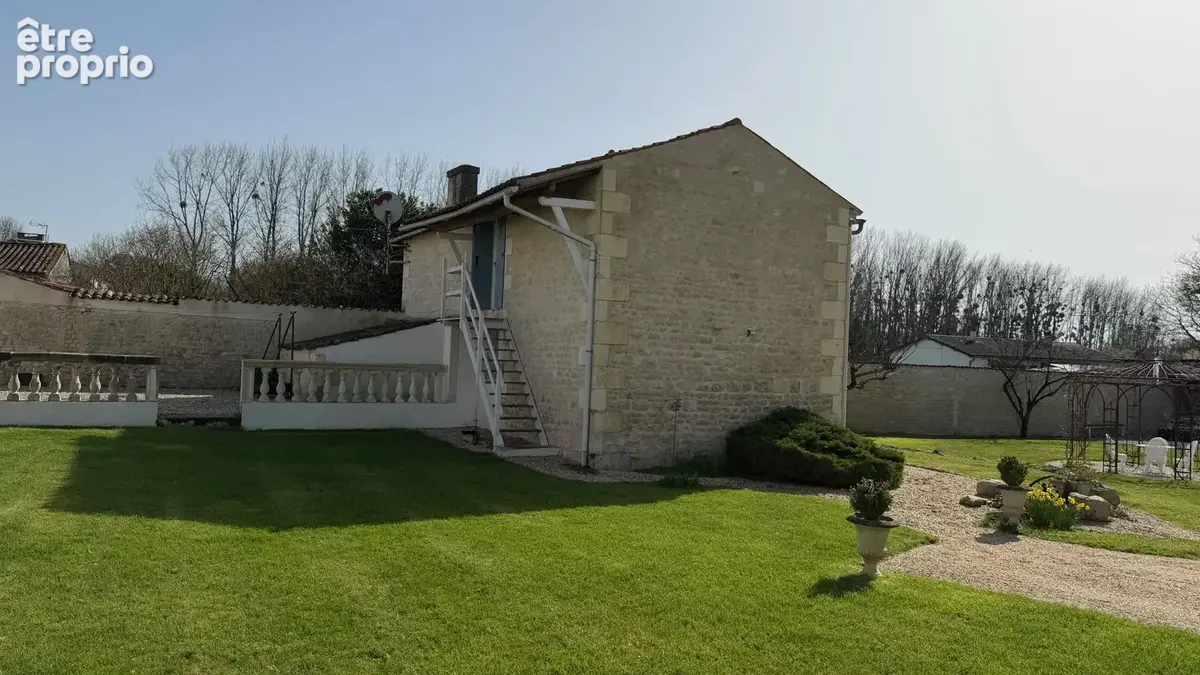 Elégante Maison de Maître avec 5 chambres d'hôtes - photo 20