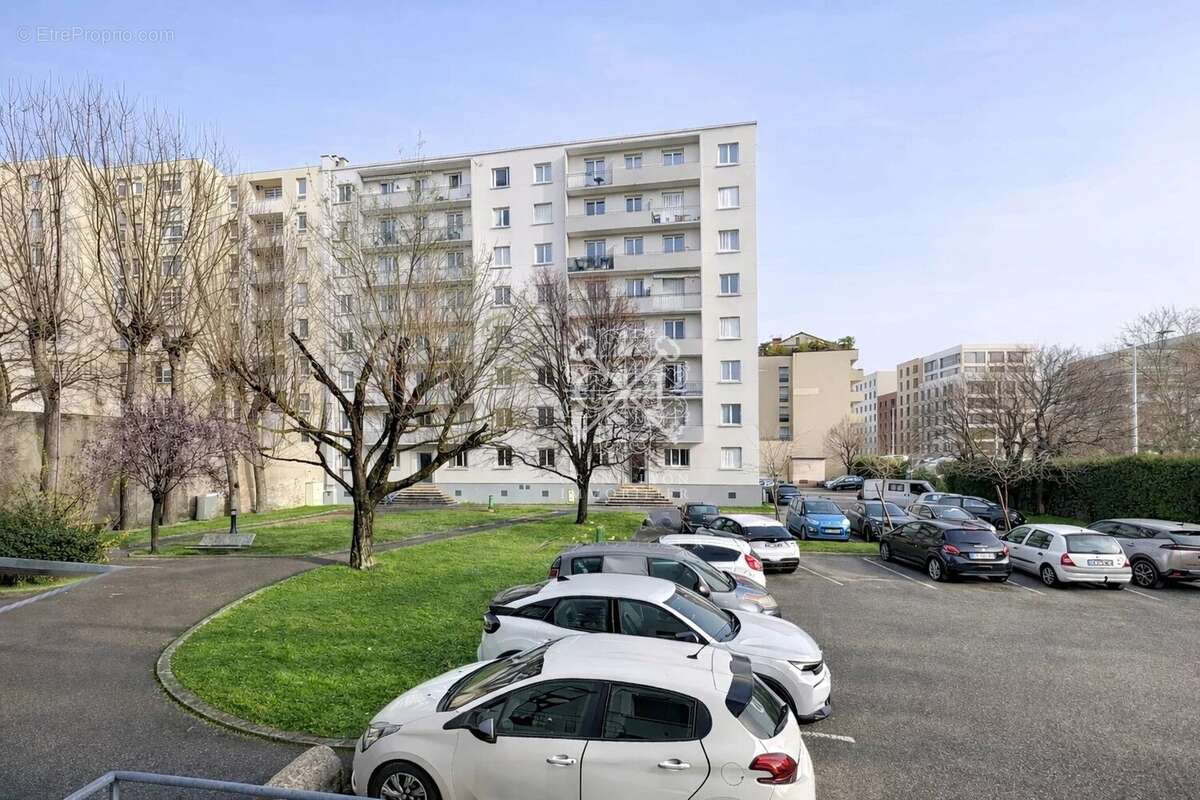 Appartement à LYON-7E