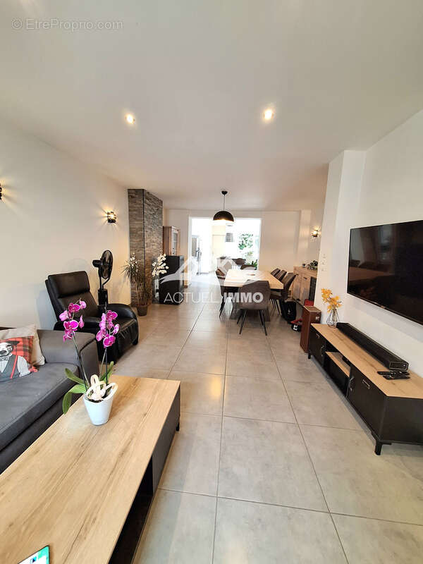 Maison rénovée près du centre de Béthune - photo 2