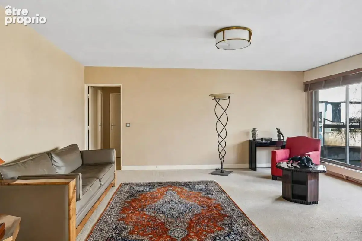 Parc Montsouris,  Appartement de 88m2 avec balcon, cave et parking - photo 2