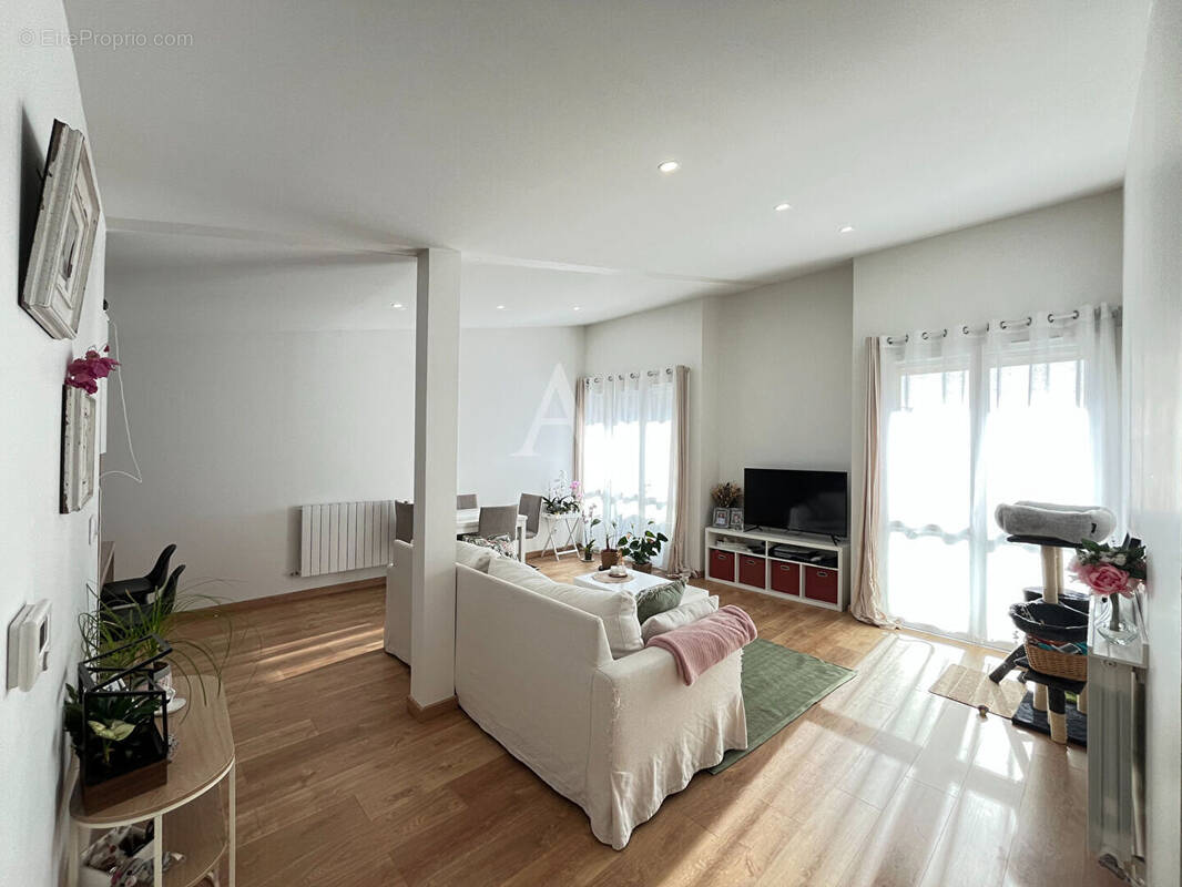 Maison à SAINT-GERVAIS-LA-FORET