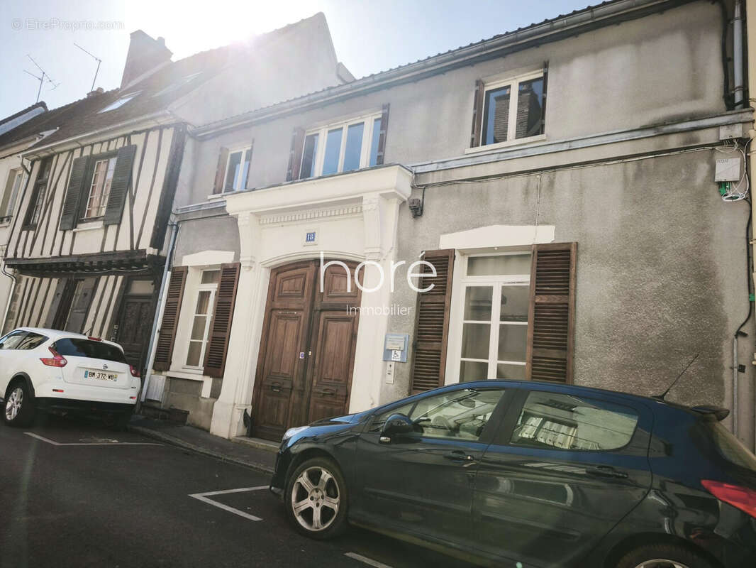 Commerce 138 m² à Sens  - photo 6