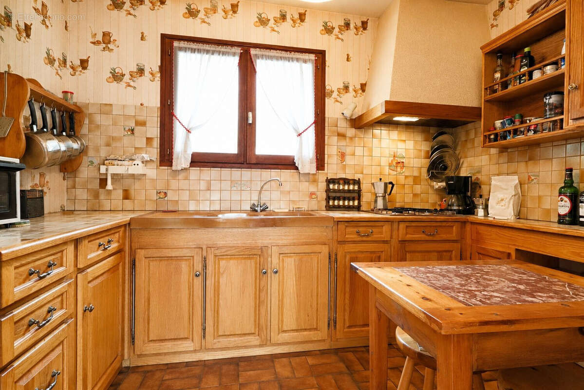 Maison 92 m² à Guillestre  - photo 5