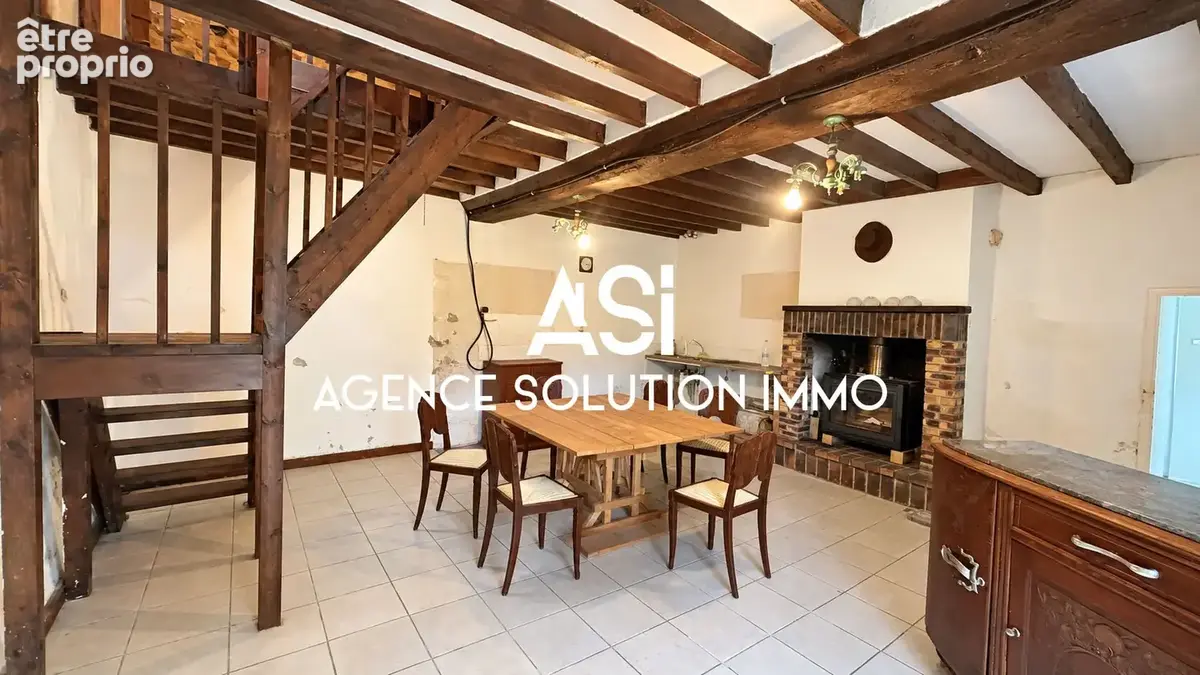 Maison en pierre de 115 m² avec dépendance et terrain de 6 648 m² - photo 2