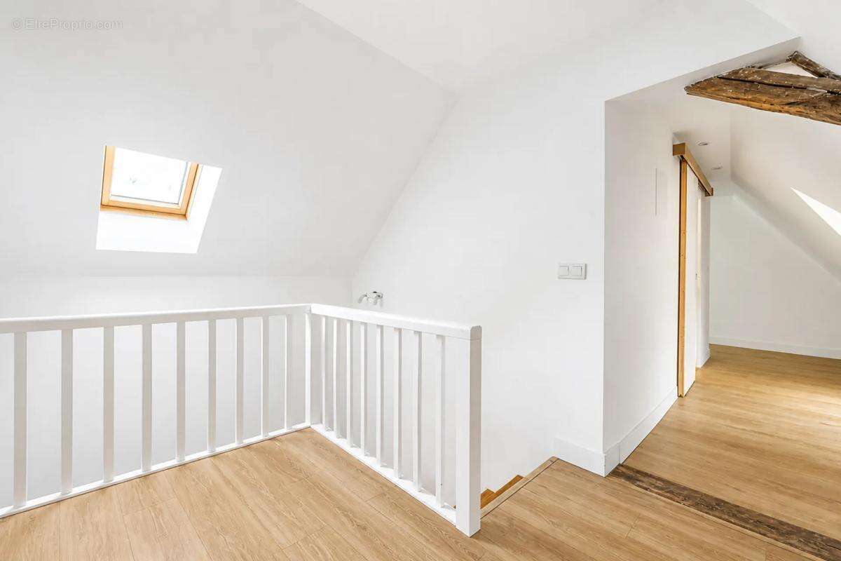 Lumineux T4 de 95 m² à La Ferté-Alais - photo 10