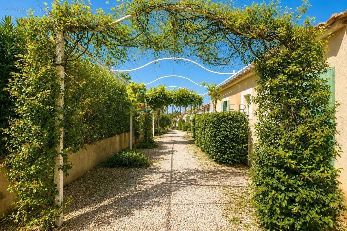 Maison à SAINT-REMY-DE-PROVENCE