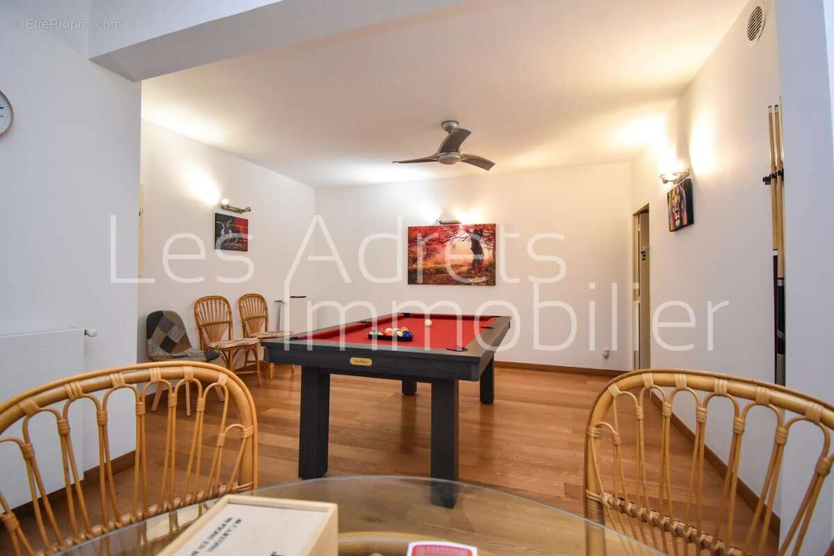 Maison à LES ADRETS-DE-L&#039;ESTEREL