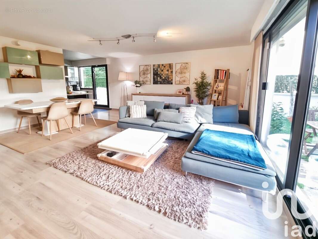 Photo 7 - Appartement à LE PERREUX-SUR-MARNE