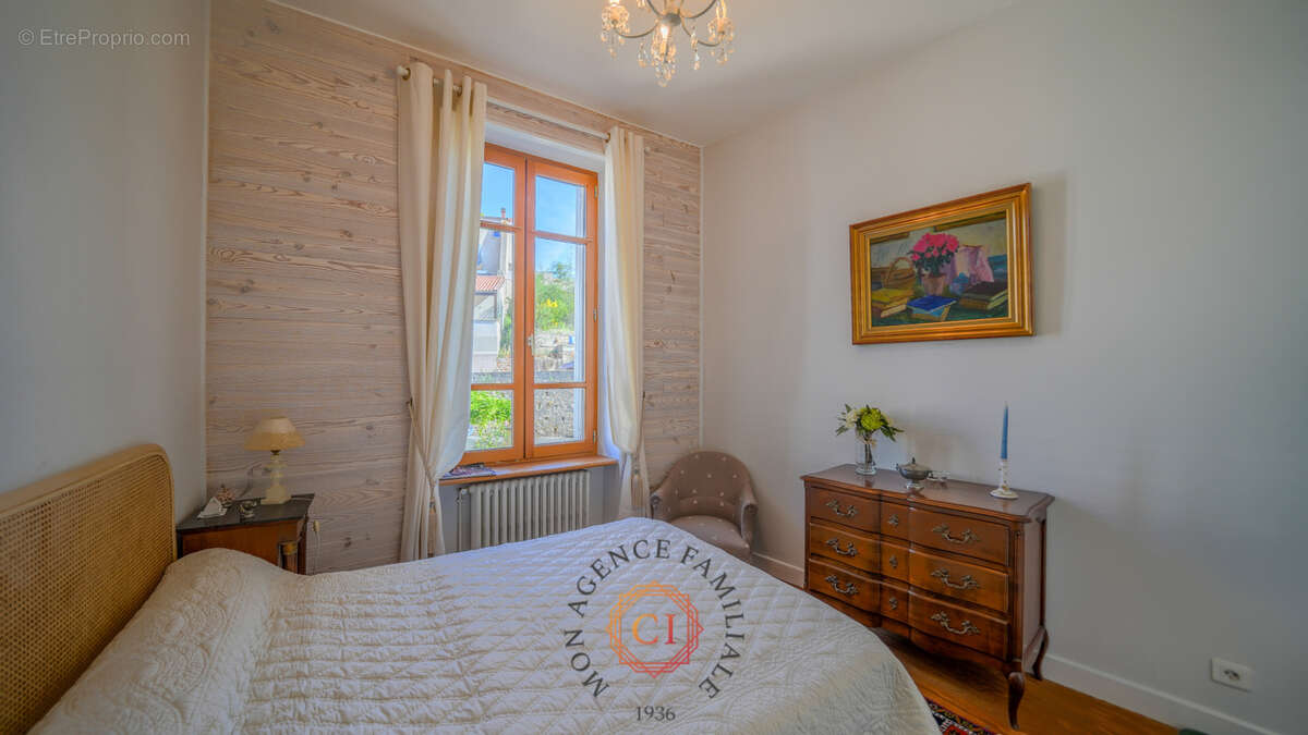 Maison 6 pièces de 150 m2 - photo 10