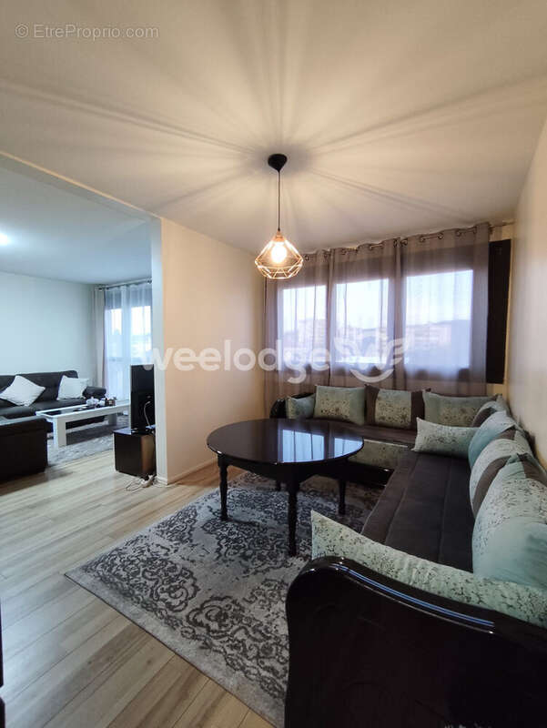 Appartement à LIVRY-GARGAN