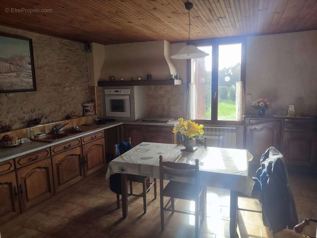Maison 140 m² à Boisredon  - photo 6