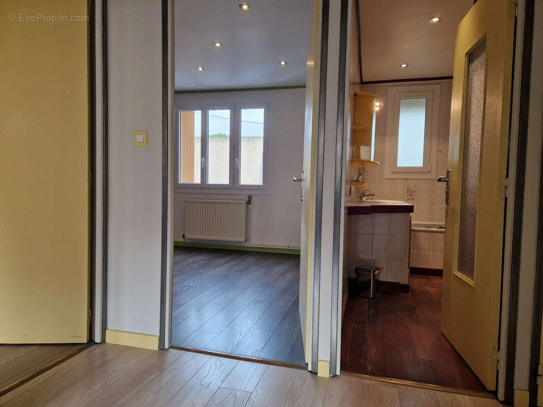 Font-Neuve, bel appartement T3 de 66m2 + cave. - photo 13