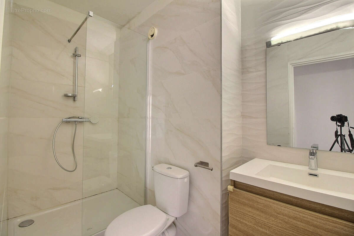 Appartement à MARSEILLE-5E