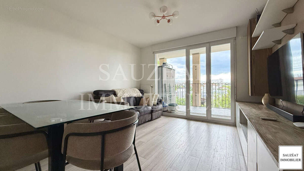Appartement à BAGNEUX