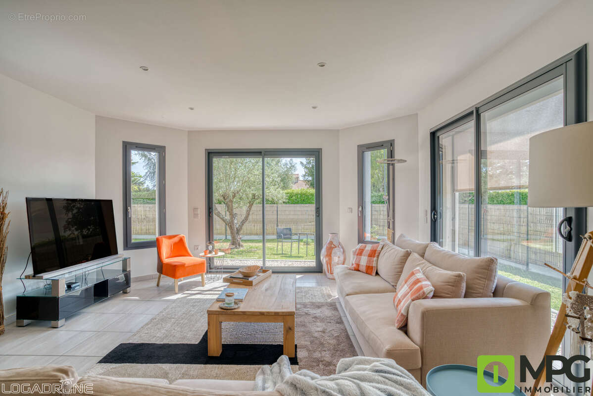 Maison à VILLENEUVE-SUR-LOT