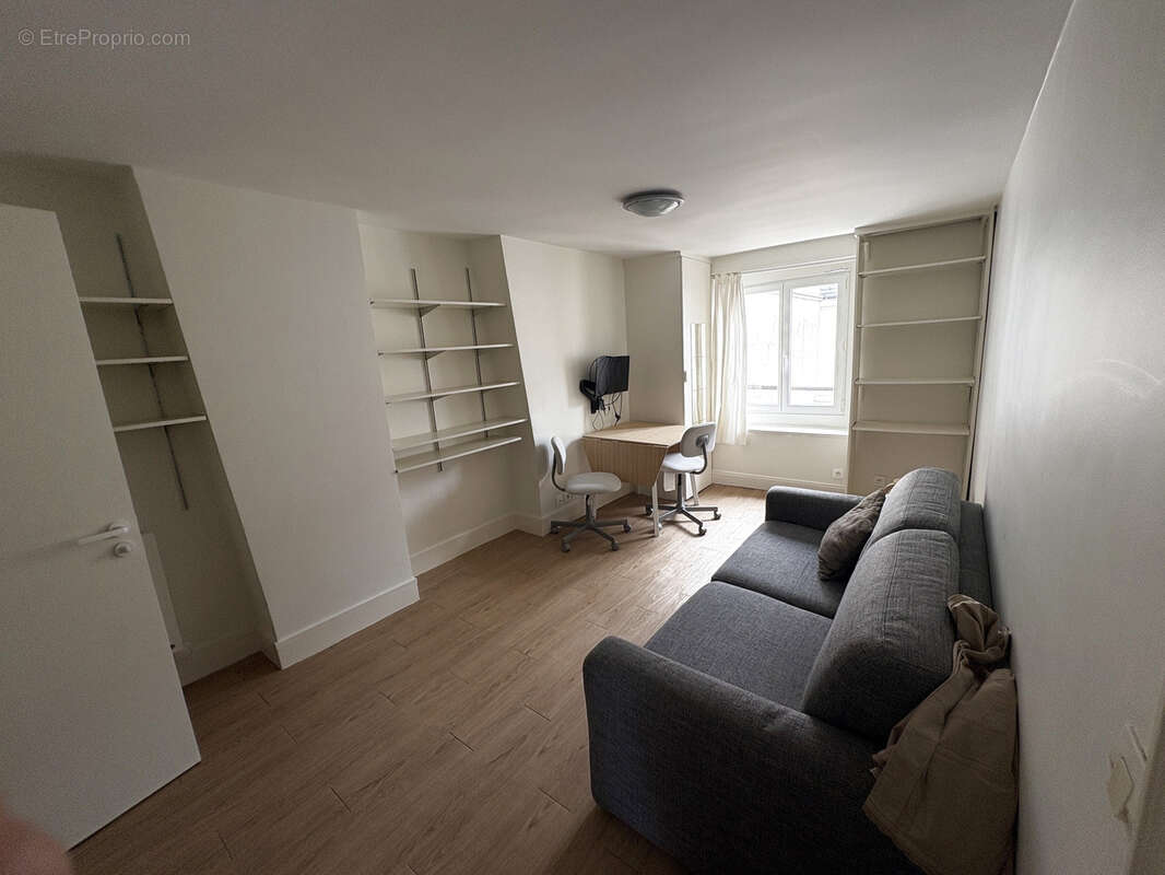 Appartement à PARIS-3E