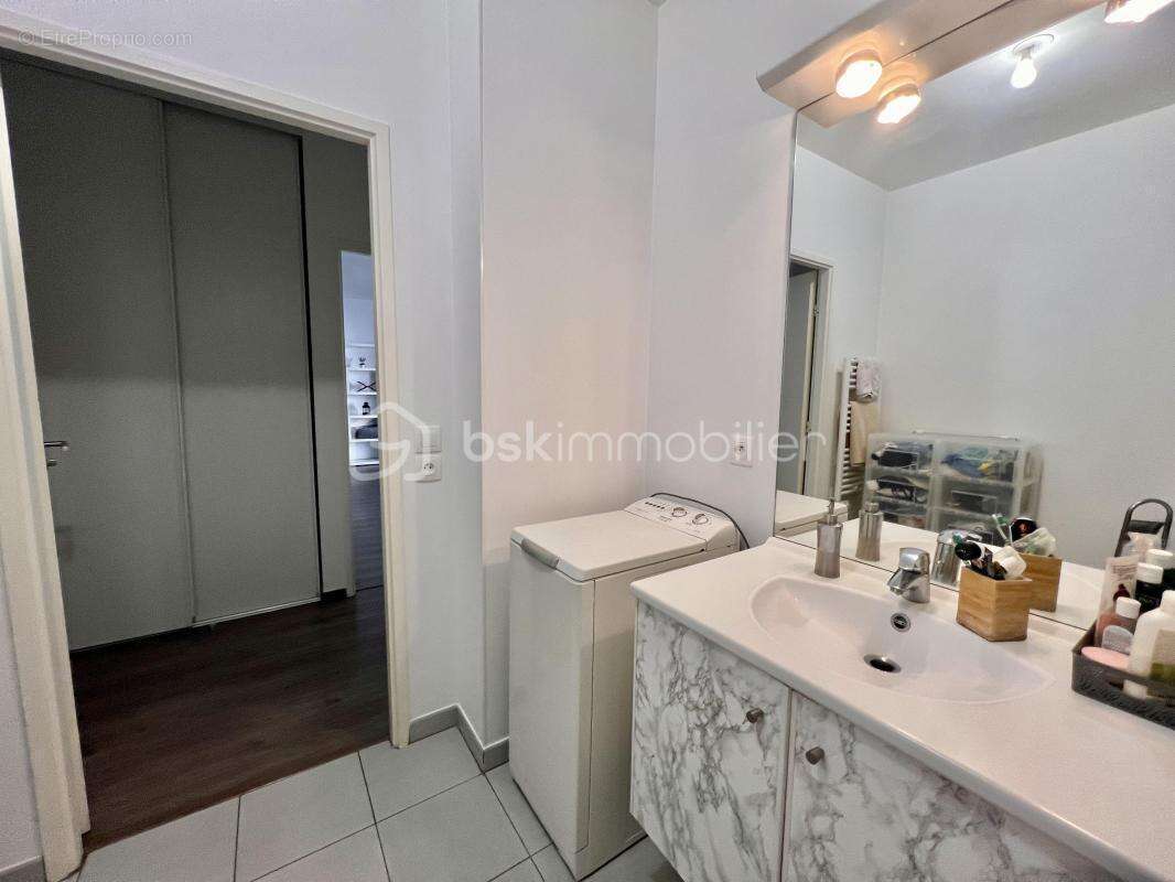 Appartement à SAINT-DENIS