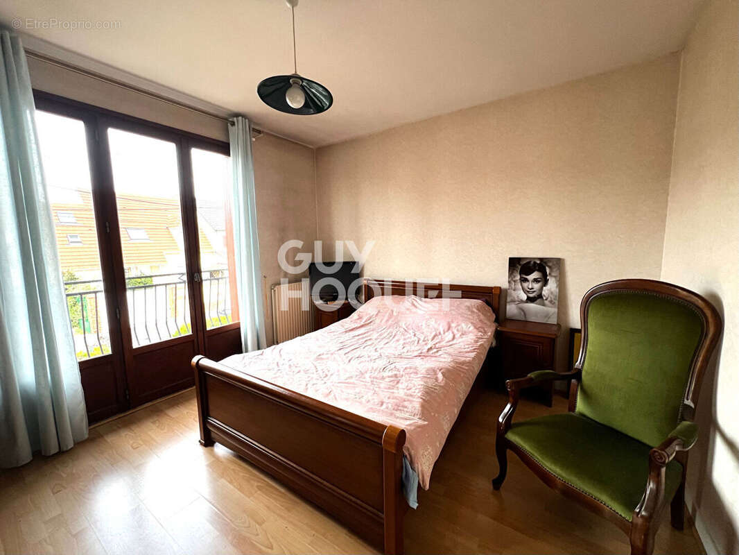 Maison à PONTAULT-COMBAULT