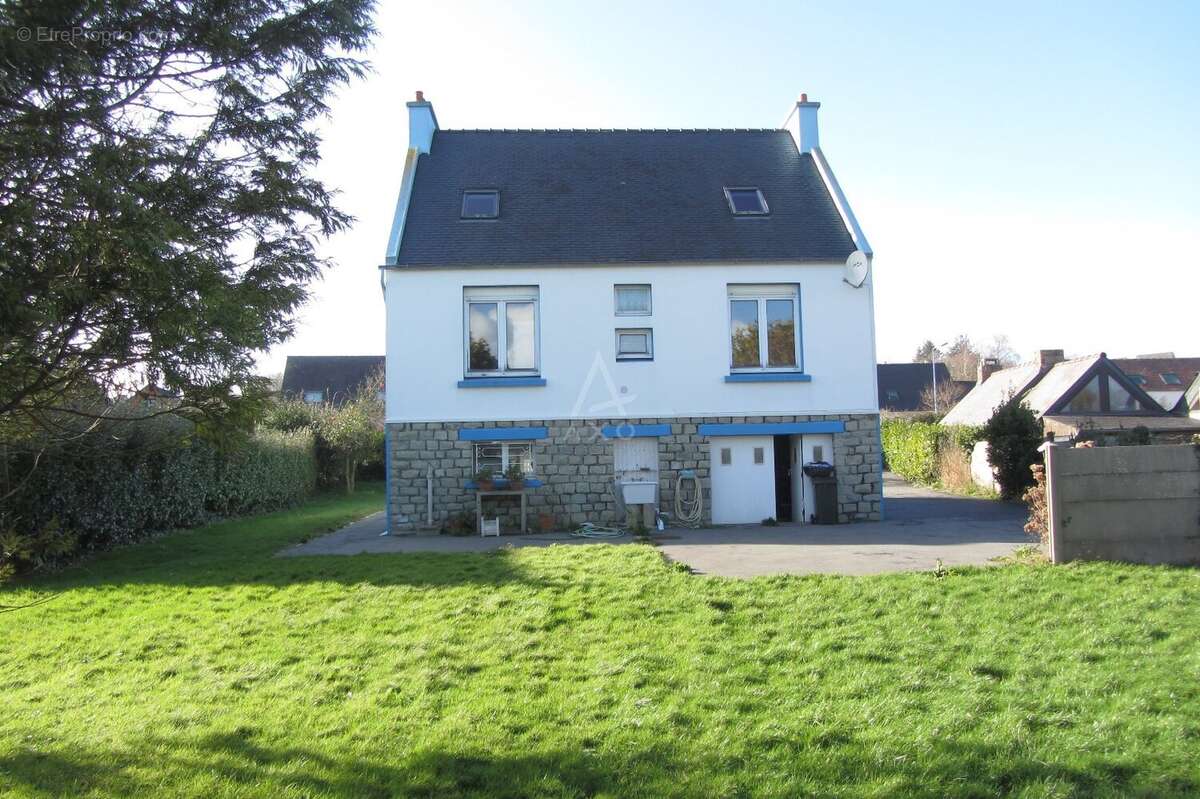 Maison à ROSCANVEL