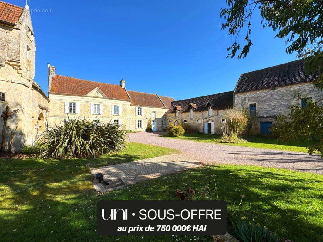 Maison à BRETTEVILLE-L'ORGUEILLEUSE
