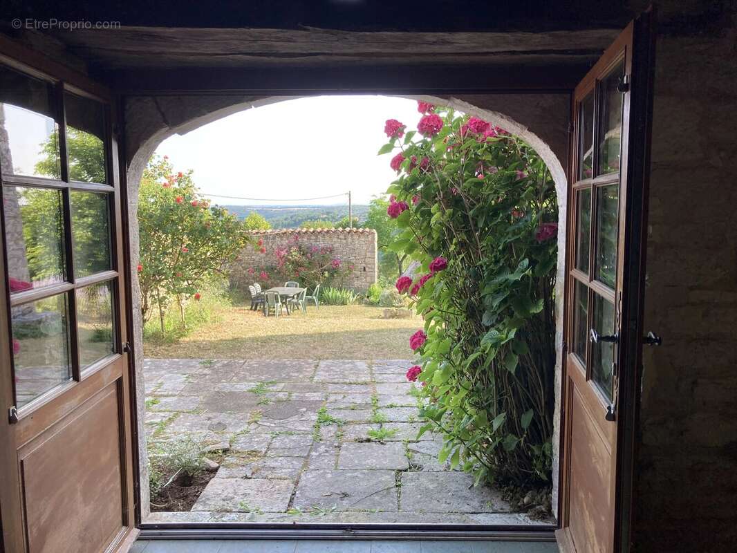 Maison à GINOUILLAC