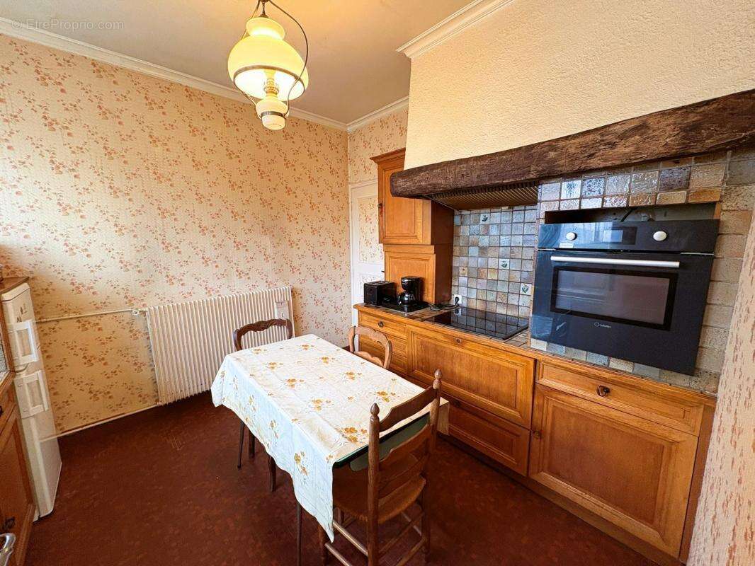 Maison à MONT-SAINT-AIGNAN