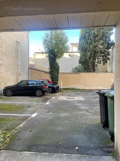 Parking à BORDEAUX