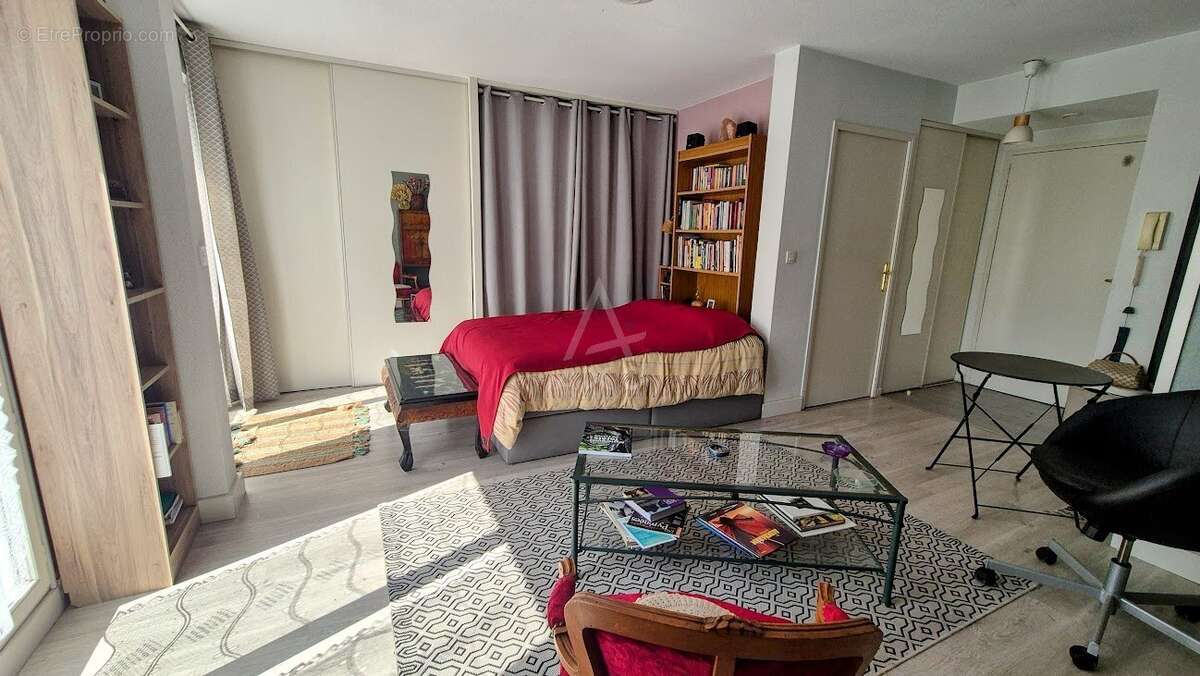 Mérignac limite Caudéran Joli Studio 30 m2 - photo 6