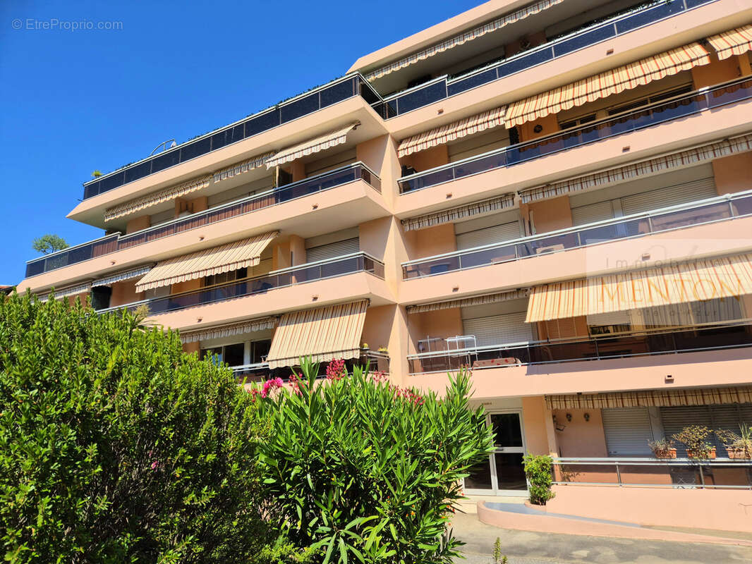 Appartement à ROQUEBRUNE-CAP-MARTIN