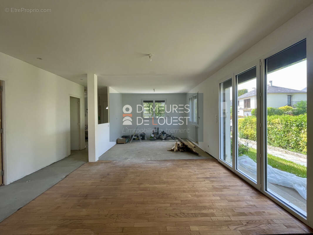 Maison à LA MEZIERE