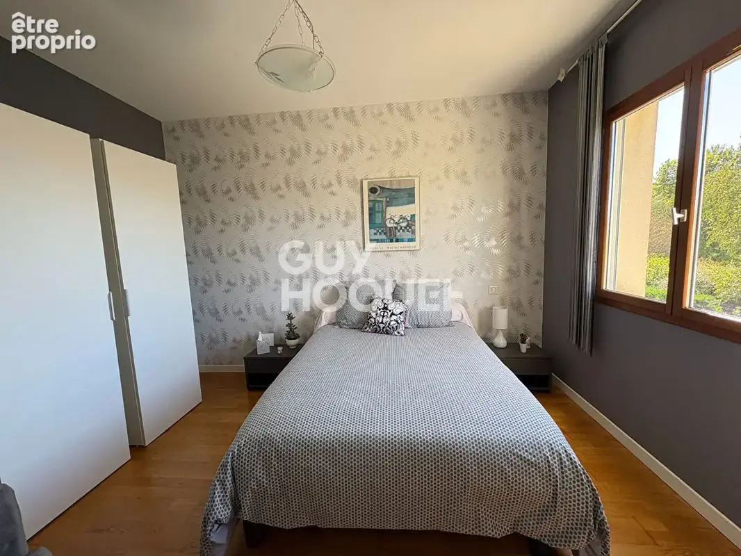 Propriété familiale de 225 m² avec piscine et garage - photo 12